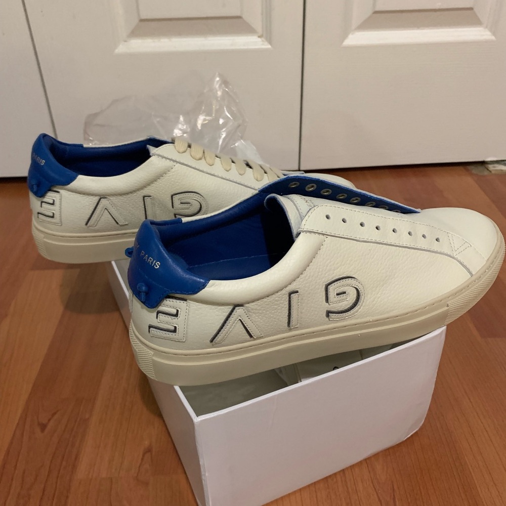 Men casual shoe